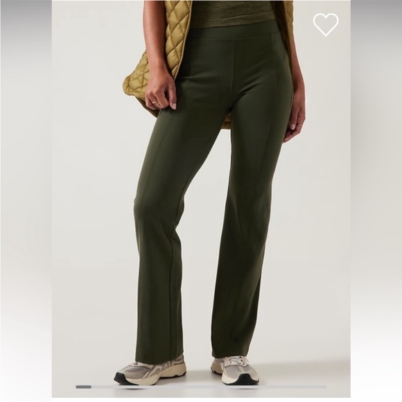 Athleta Delancey Straight Leg Pant Aspen Olive Green Casual Travel City LT - Picture 1 of 15